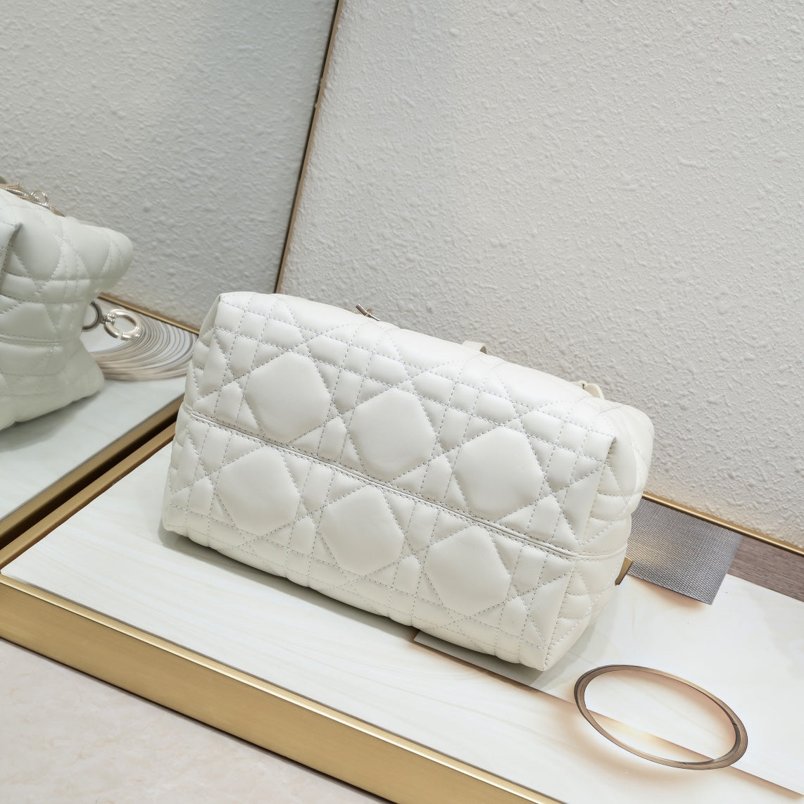2XD359BDE Stylish leather bag 