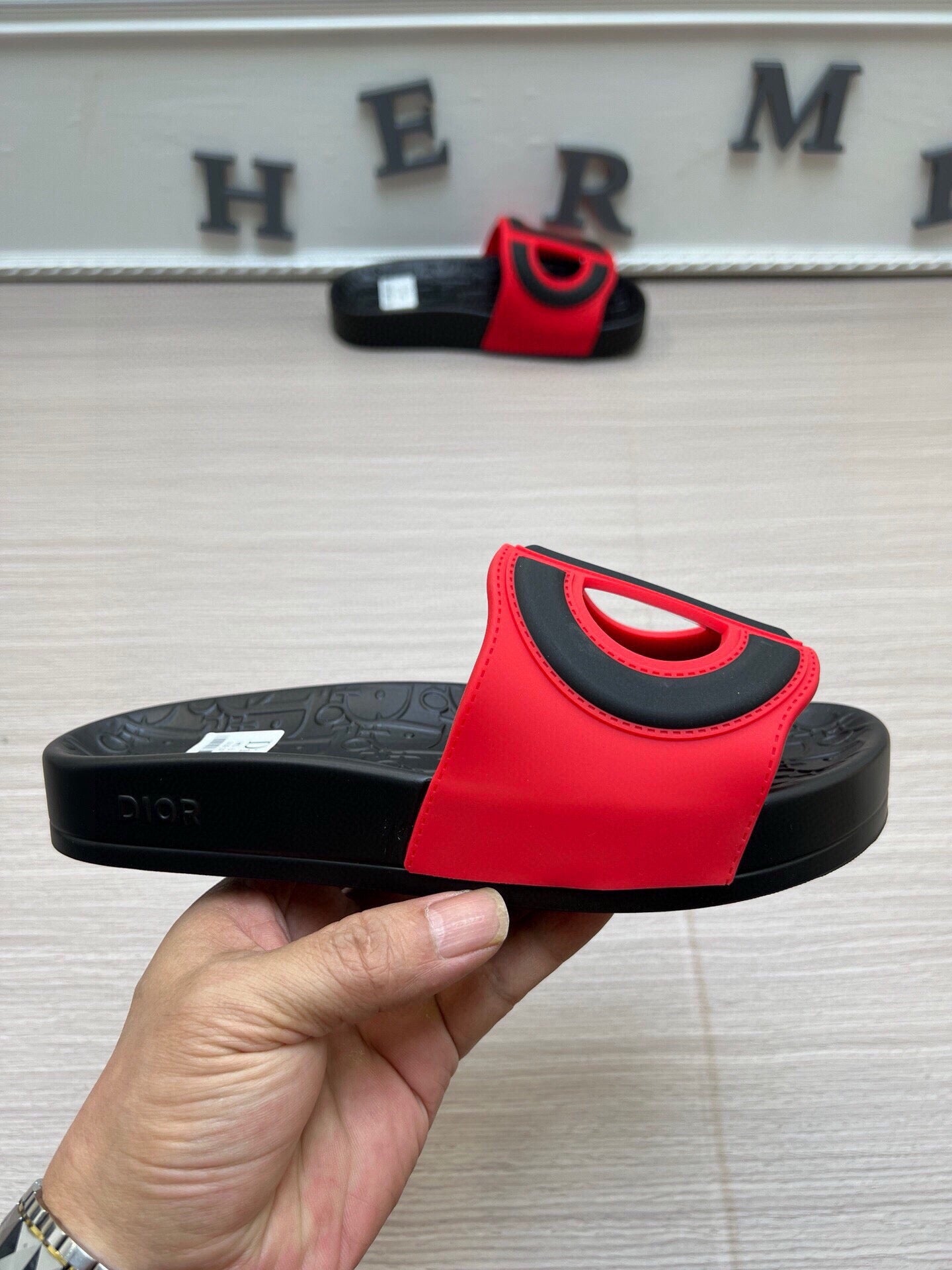 5LD213ZDE Stylish Slippers