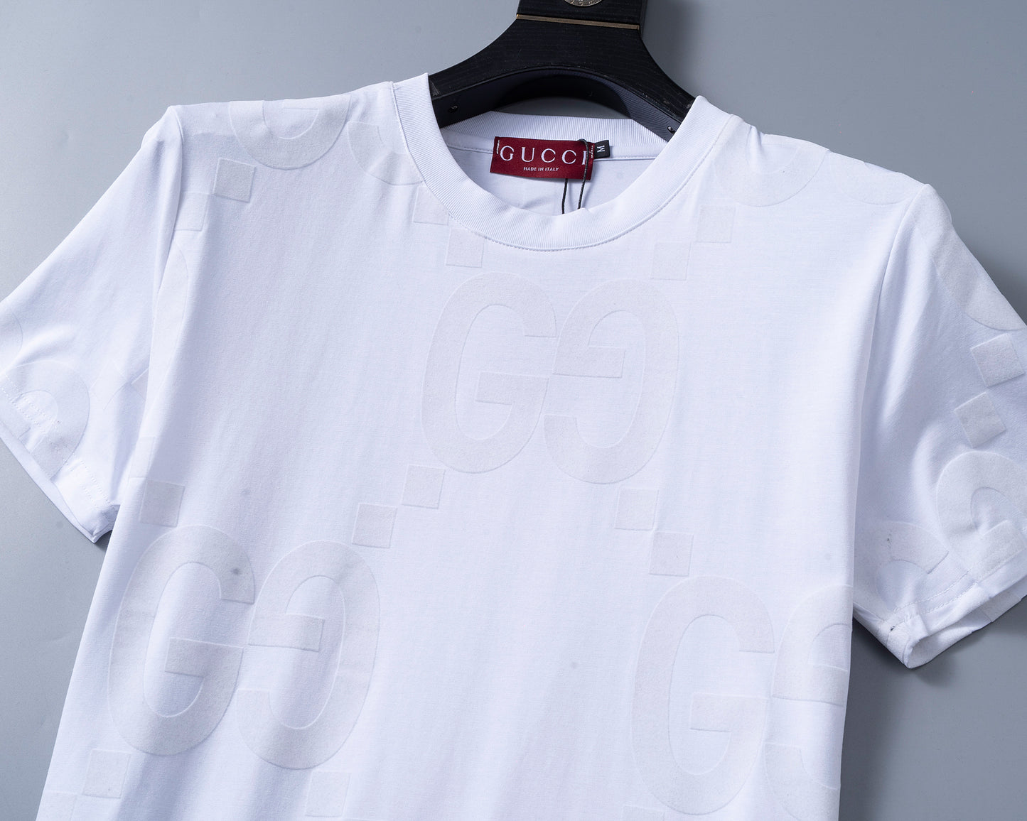 135WB115UDE Stylish shirt and shorts set