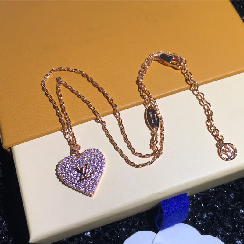 3E56XDE Stylish Necklaces