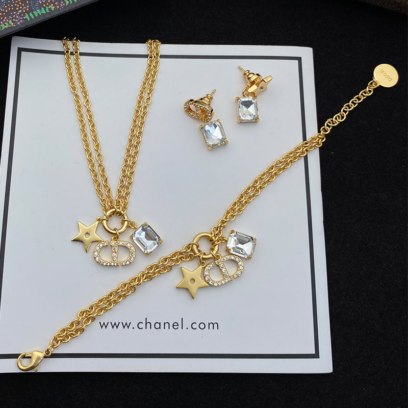 14D990XDE Stylish Necklaces Bracelets Necklaces