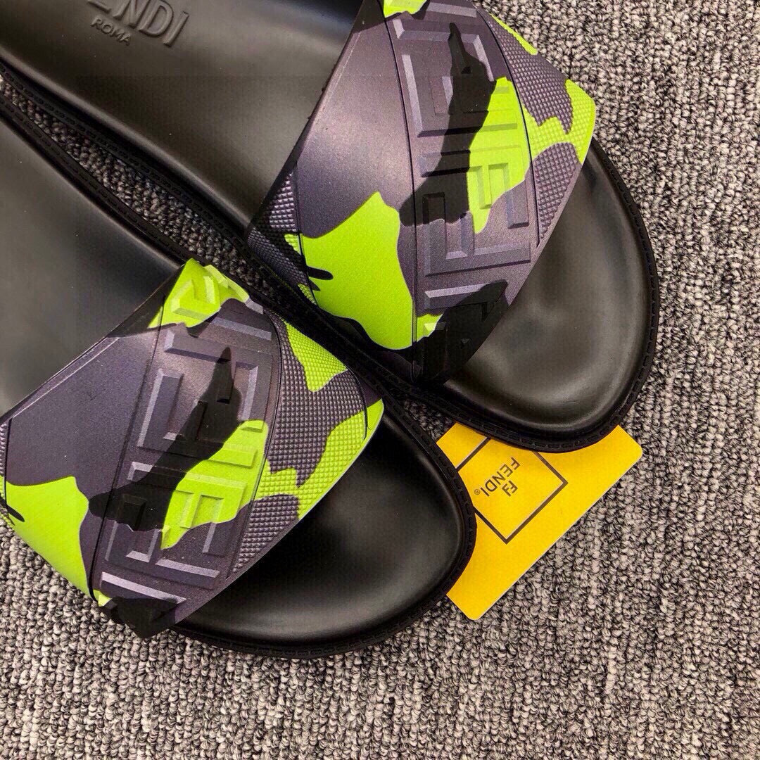535ZF284ZDE Stylish Slippers