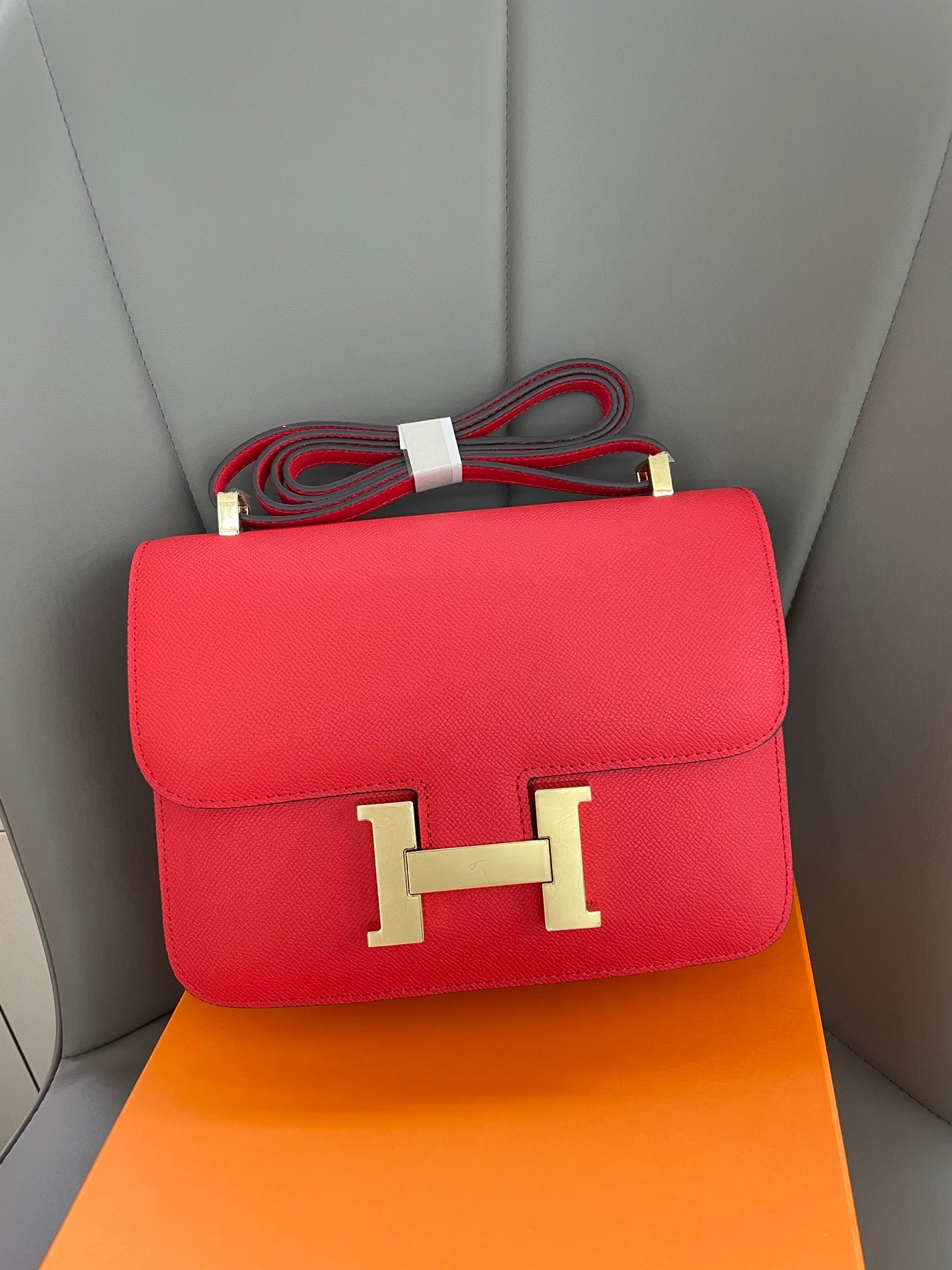 155NH66BDE Stylish leather bag