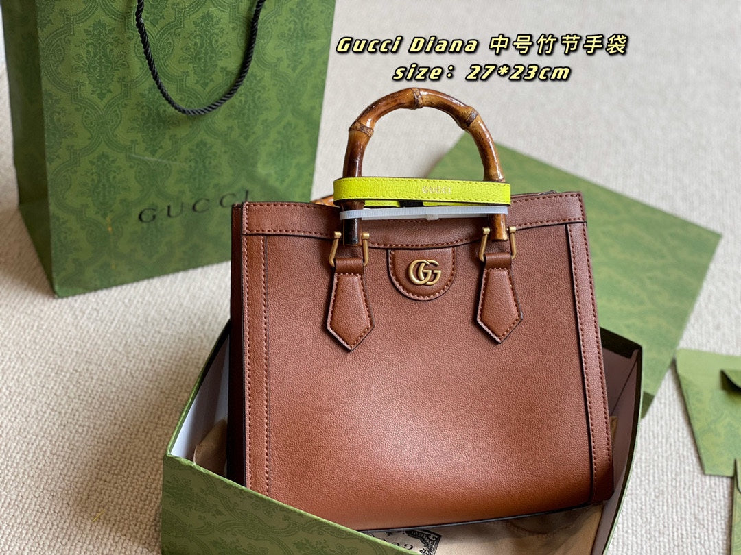 1XB118BDE Stylish leather bag 