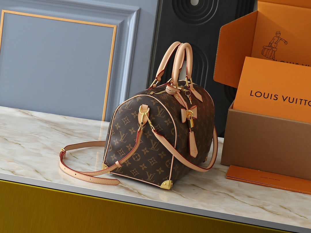 1WE87BDE Stylish leather bag