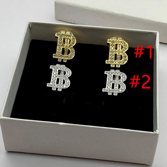 14J142EDE Stylish Earrings