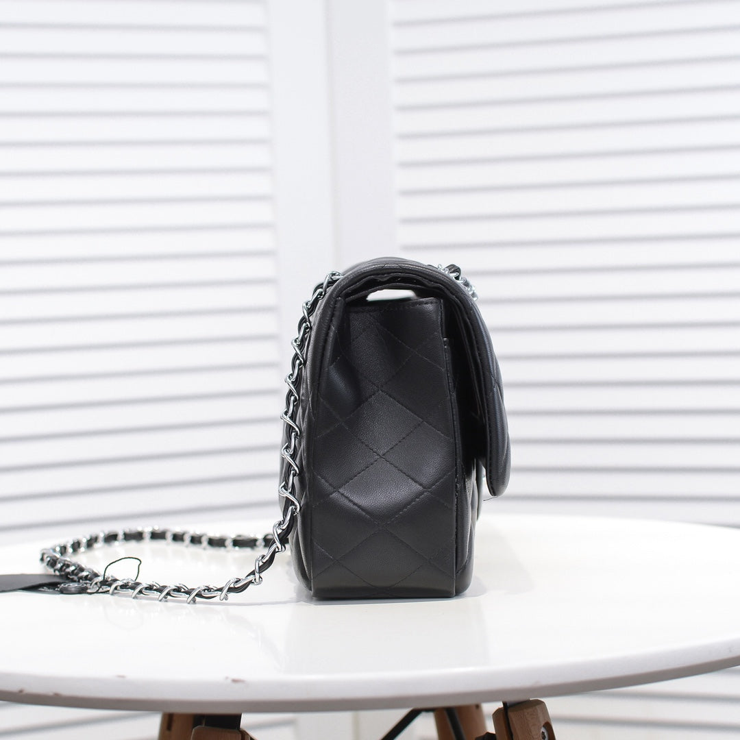 1XC97BDE Stylish leather bag 