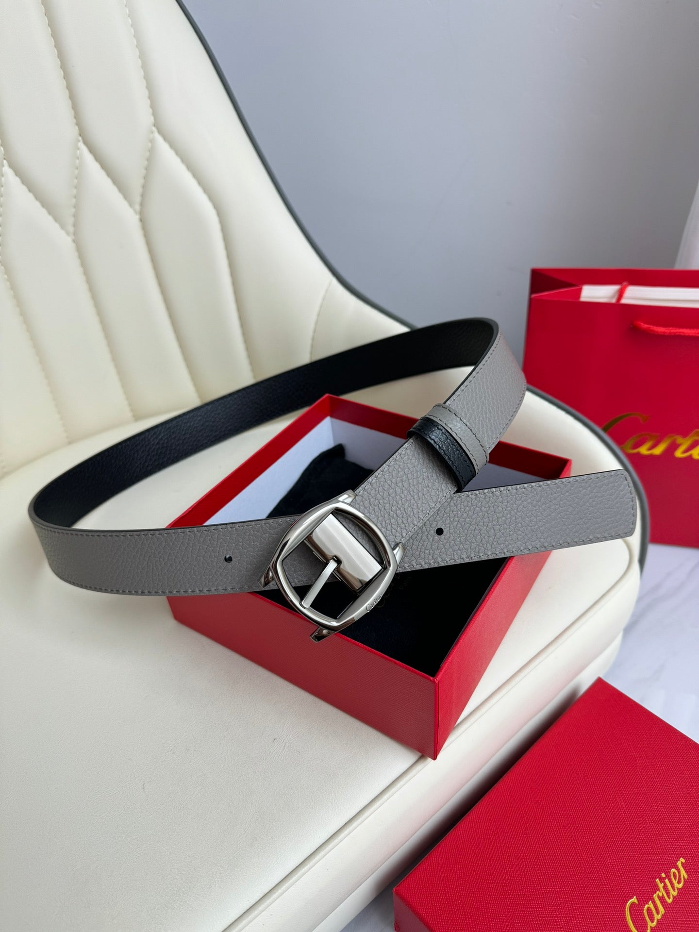 1WK173PDE Stylish  High quality belt With full package