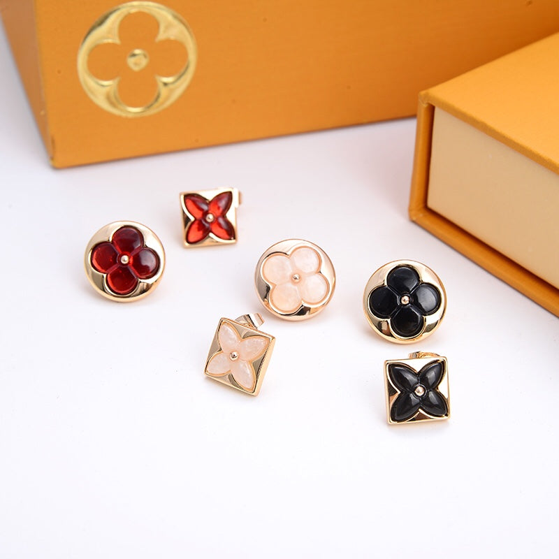 14E297EDE Stylish Earrings