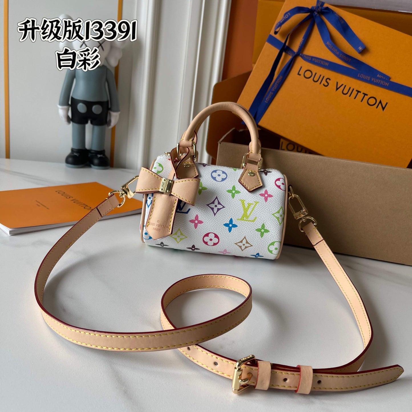 1WE98BDE Stylish leather bag