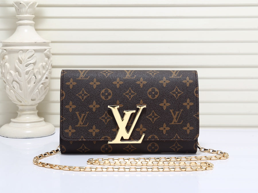 1XE72BDE Stylish leather bag