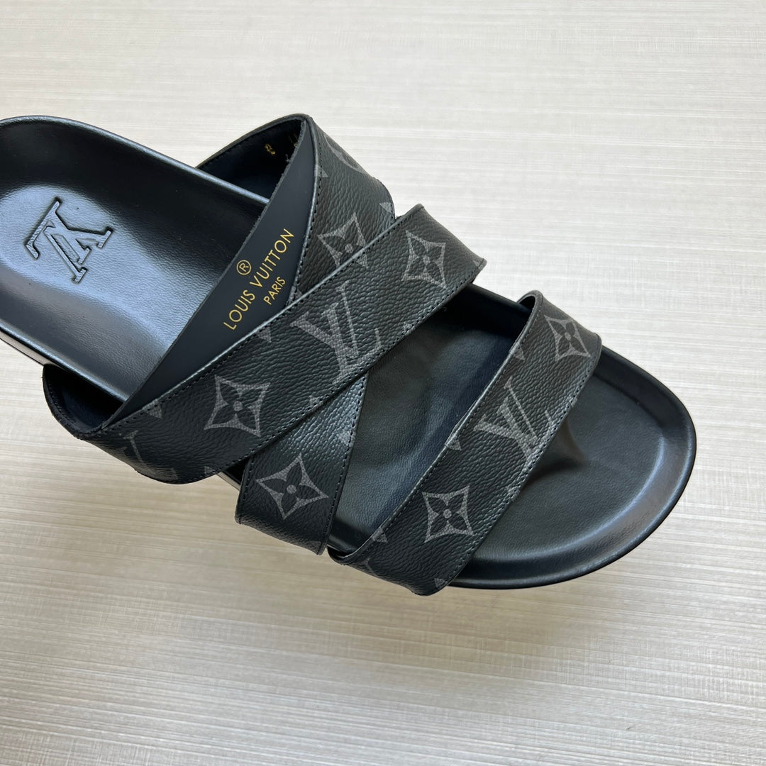 54E89ZDE Stylish slippers