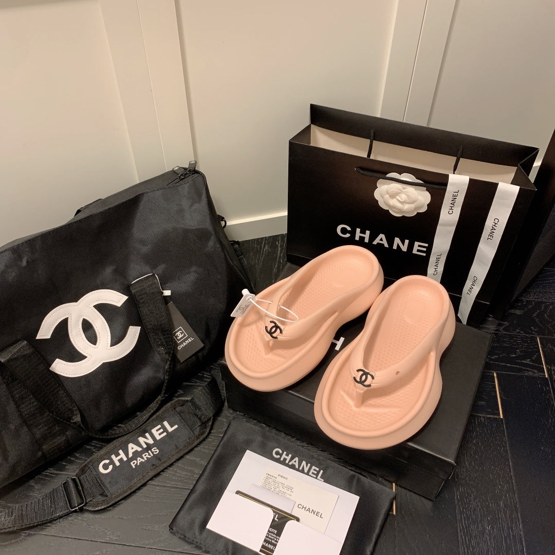 14C190ZDE Stylish Slippers