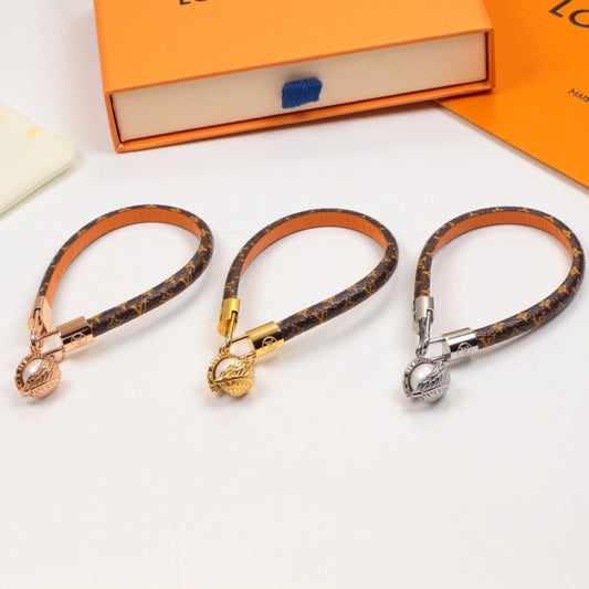 2E24KDE Stylish Bracelets