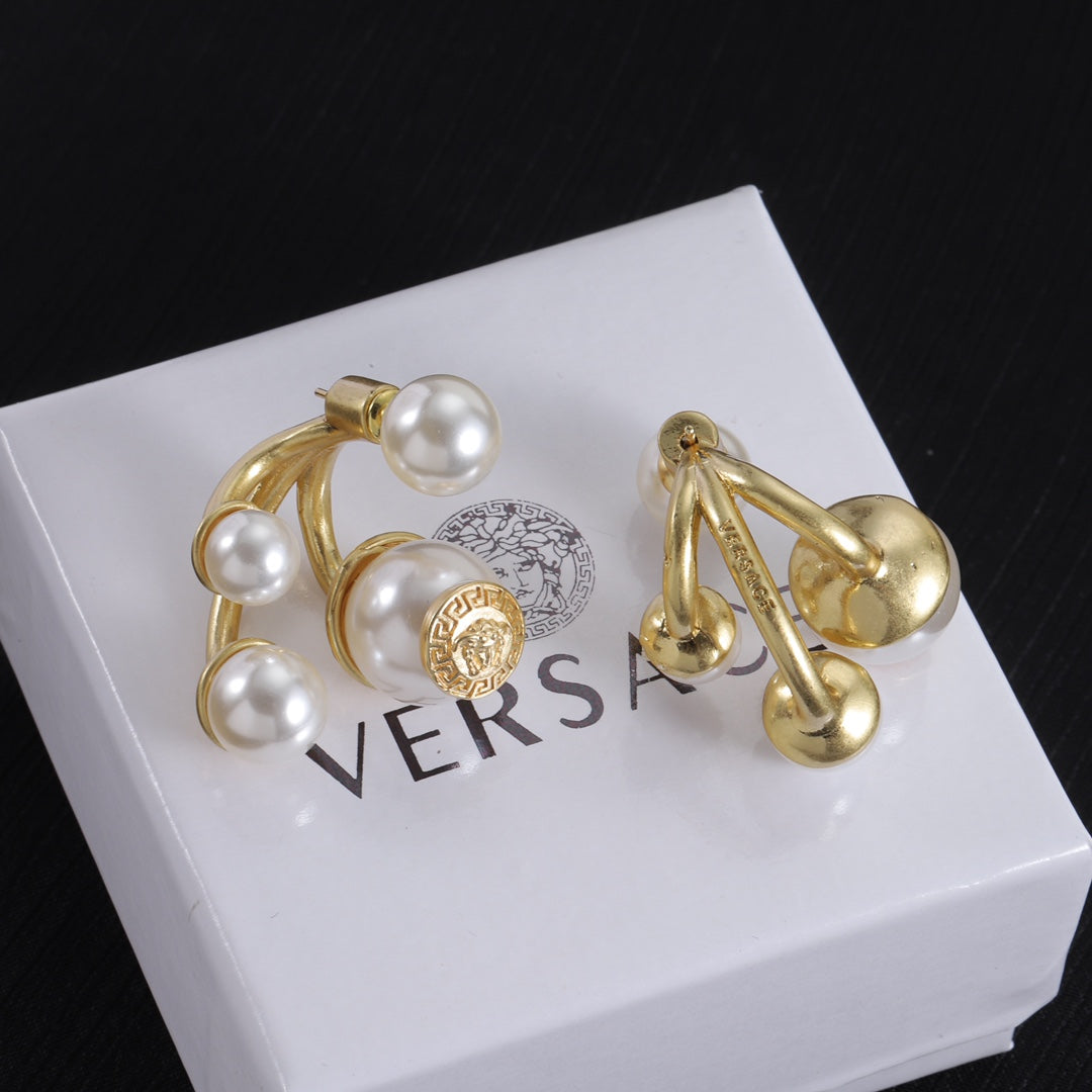 14V277EDE Stylish Earrings