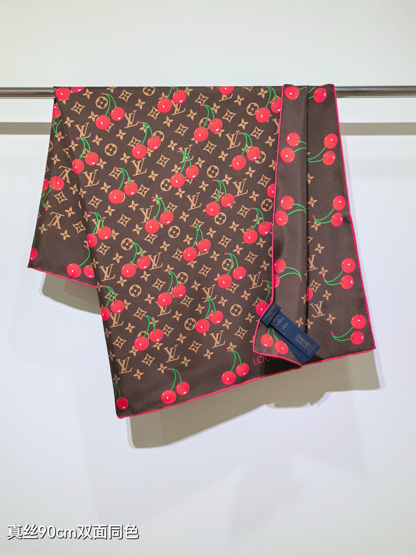 165NE102WDE Stylish Silk Scarve