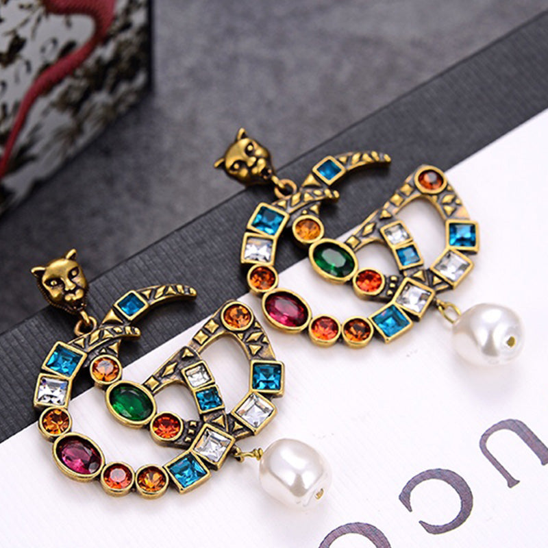 1YB310XDE Stylish Earrings