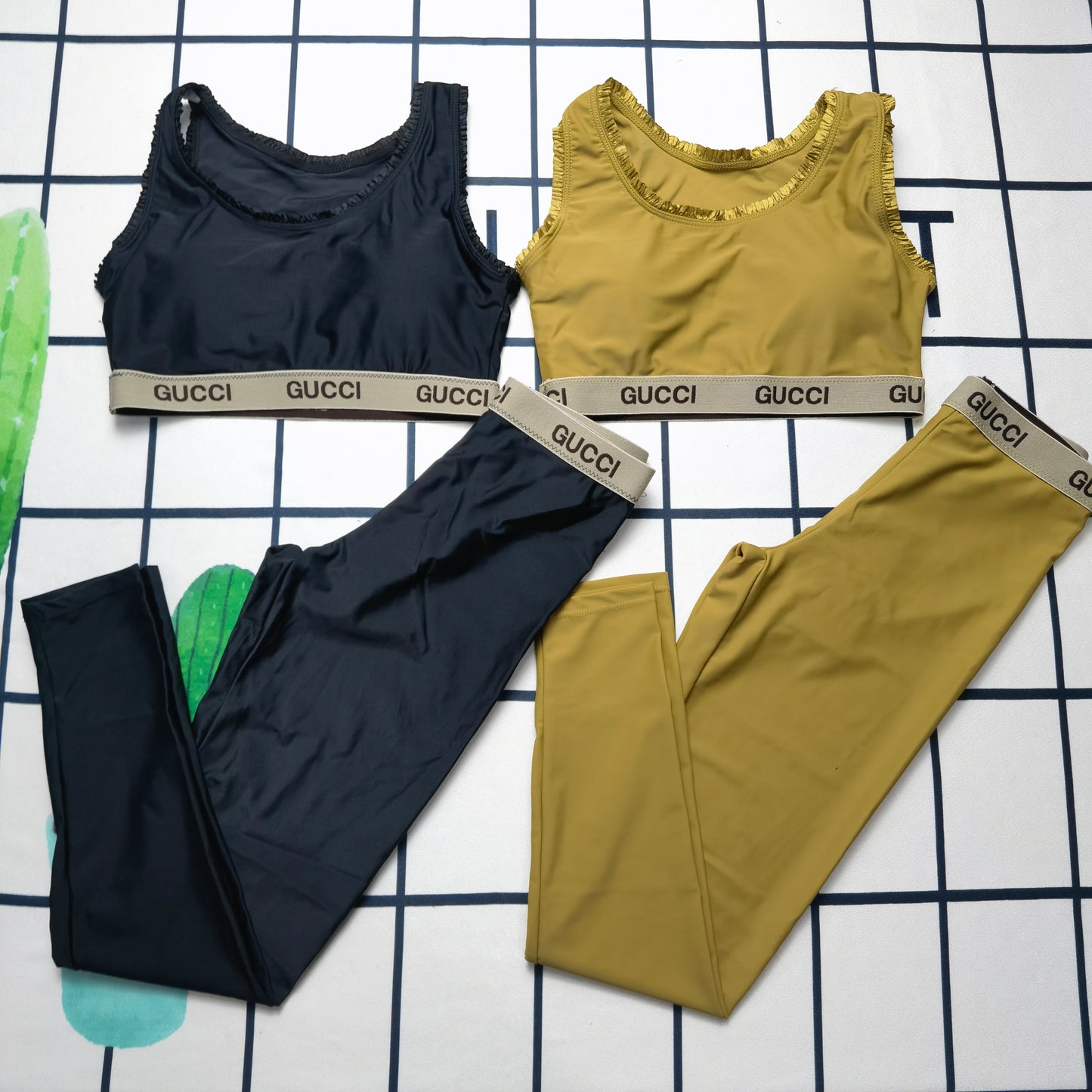 14B58YDE Stylish Long sleeve swimsuit