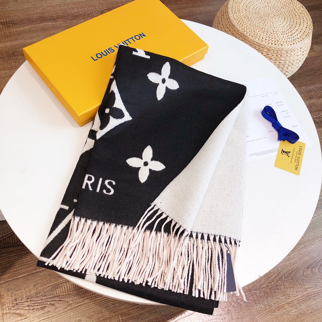 175RE46WDE Stylish Winter Scarves