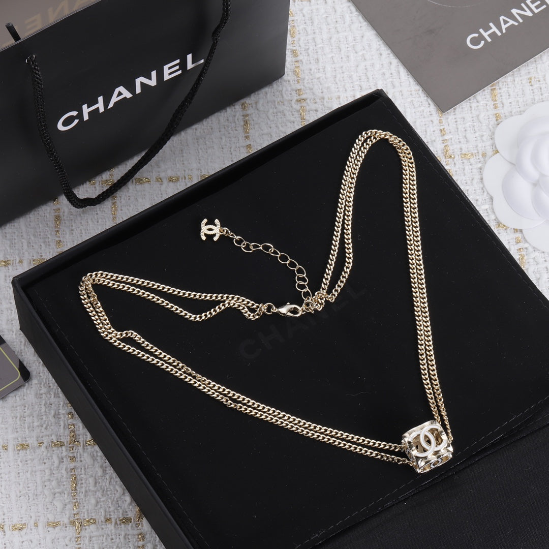 1YC105XDE Stylish Necklaces