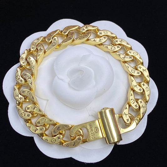 1NE234DE Stylish Necklaces