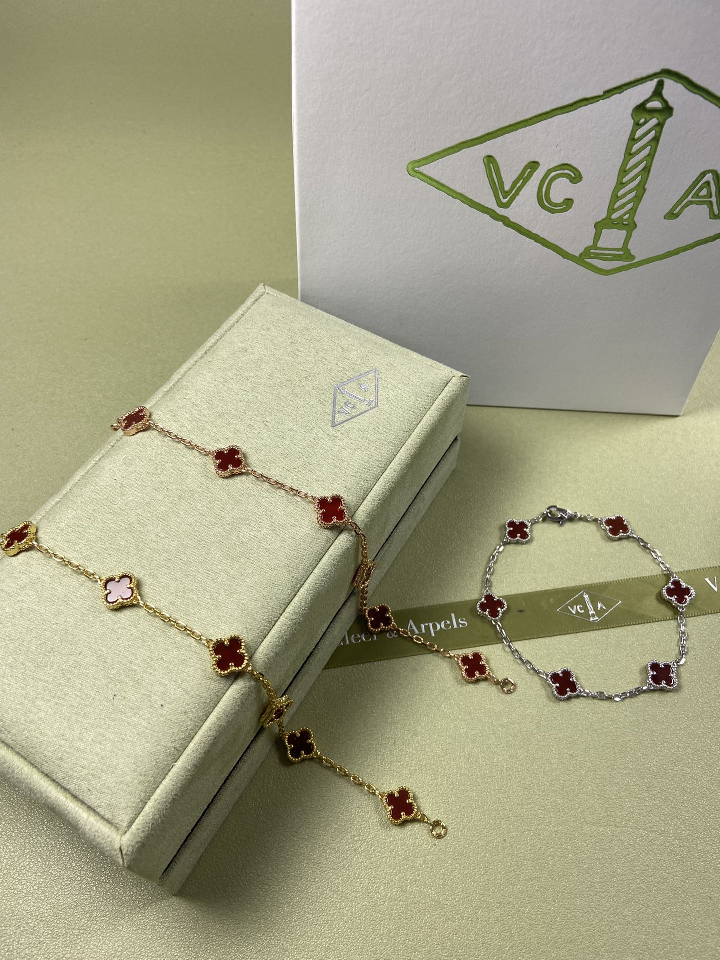 5XVA183KDE Stylishbracelets 6 flowers mini size 0.9cm flower