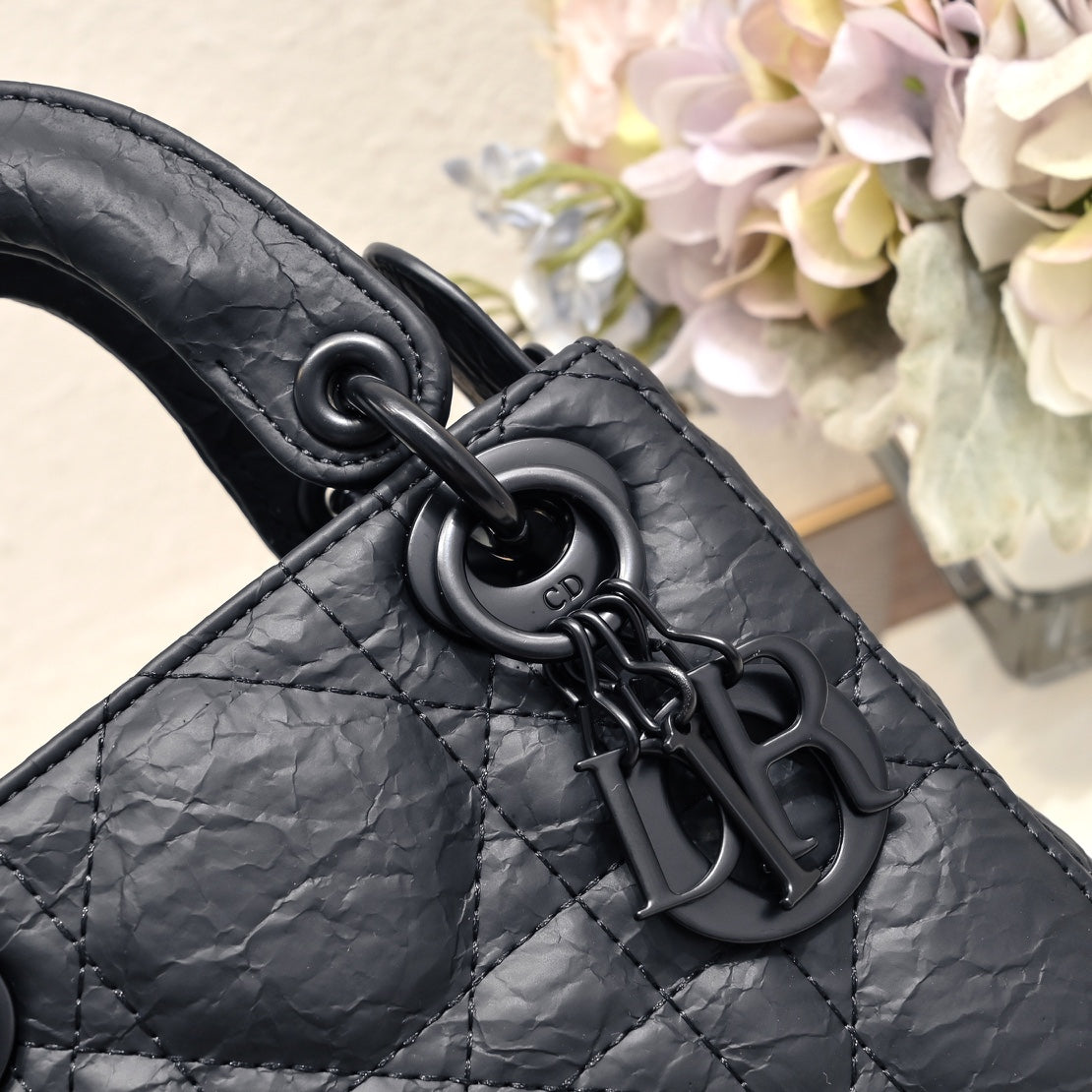 1XD438BDE Stylish leather bag