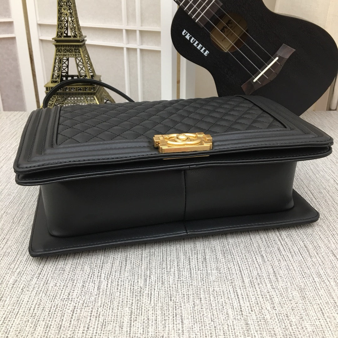 5C60BDE Stylish leather bag 