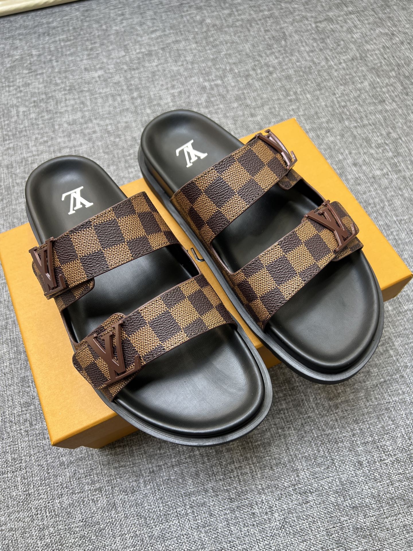 535RE3ZDE Stylish Slippers shoes