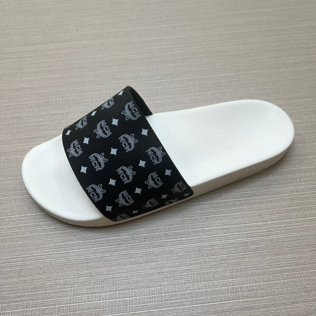54M46ZDE Stylish slippers