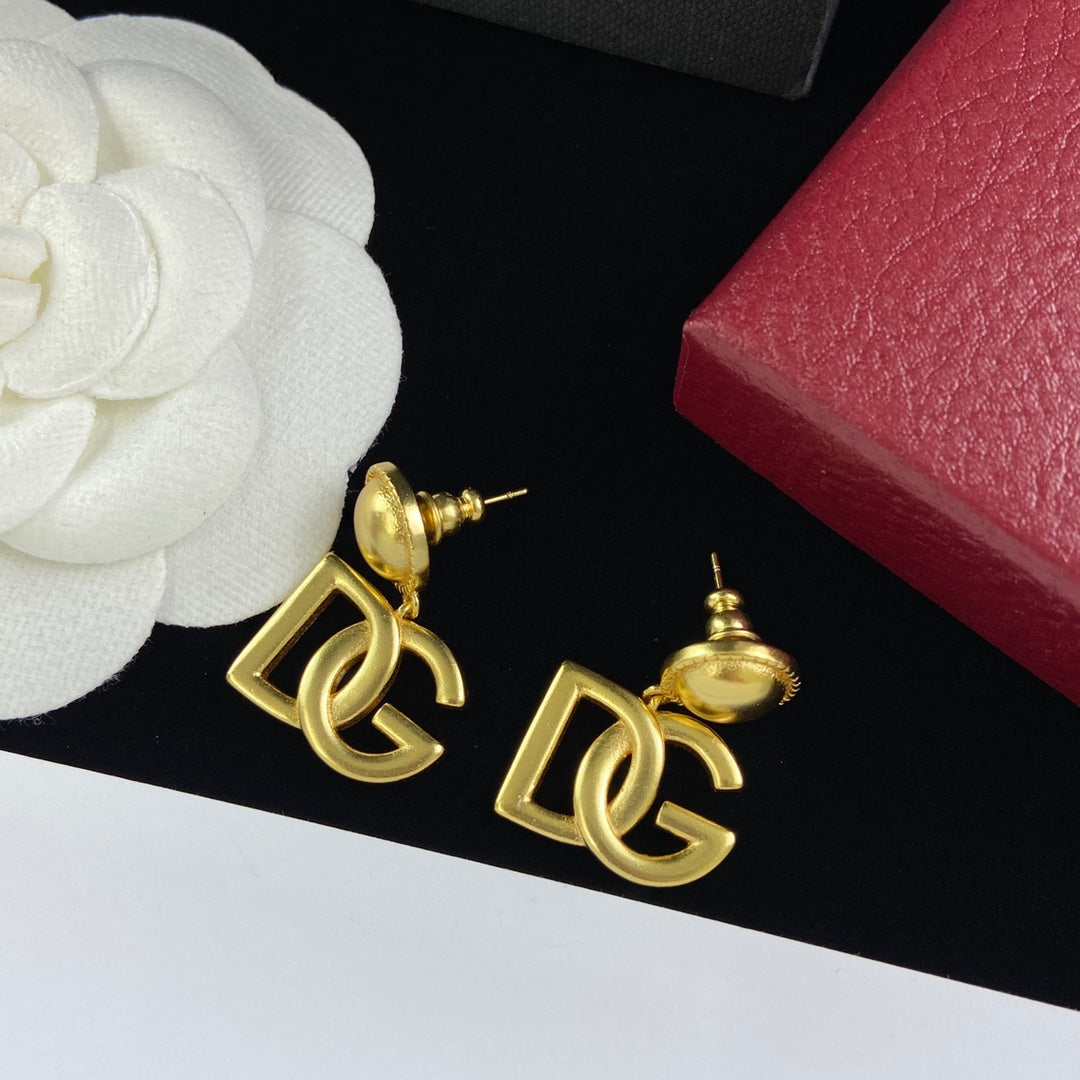 1NA147EDE Stylish Earrings