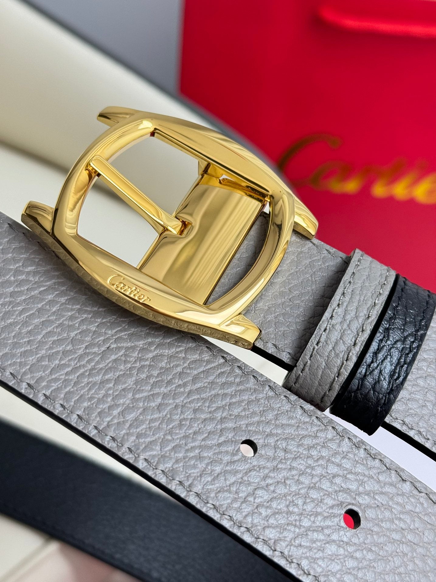 1WK173PDE Stylish  High quality belt With full package