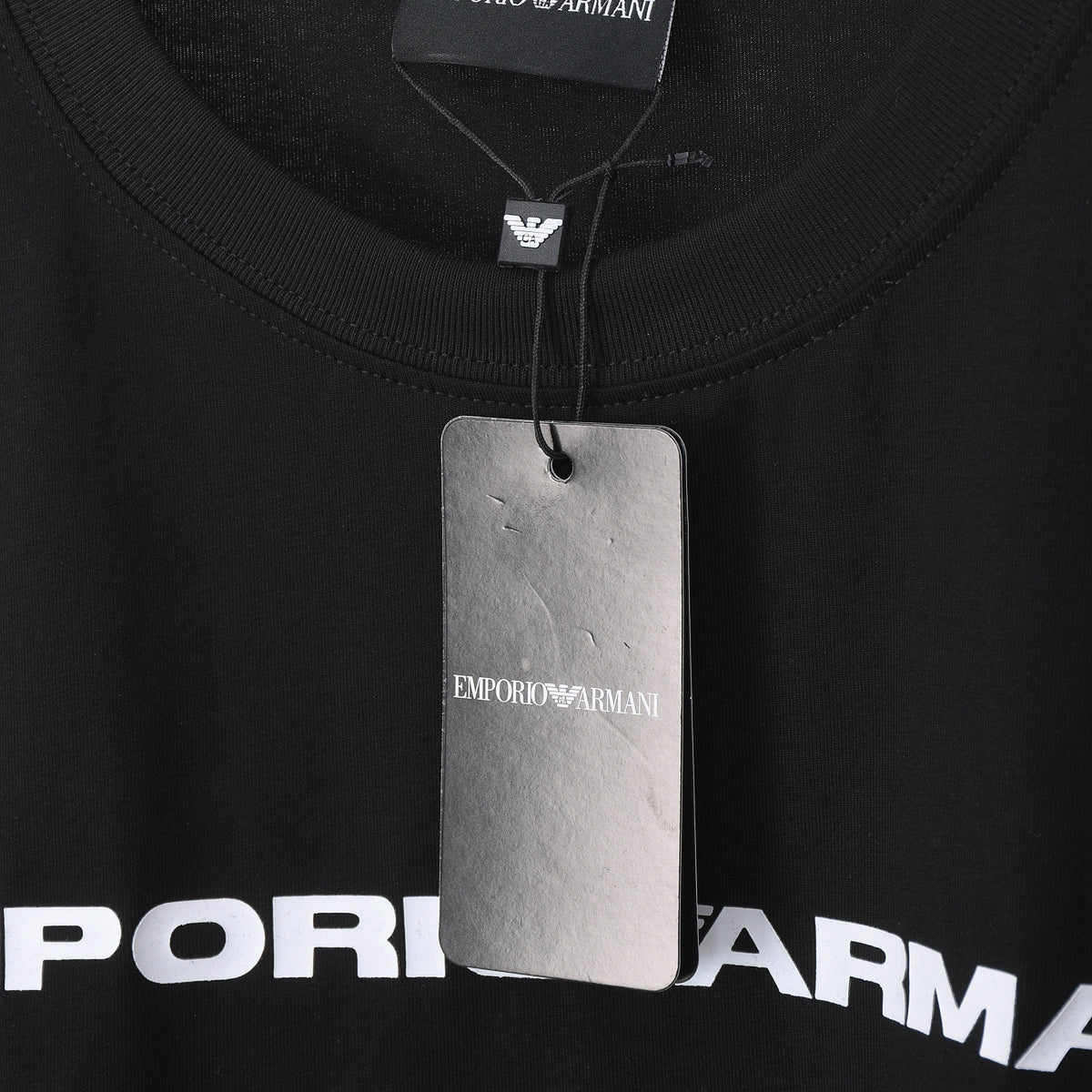 125WA46UDE Stylish T-shirts