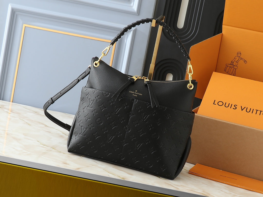 1WE115BDE Stylish leather bag