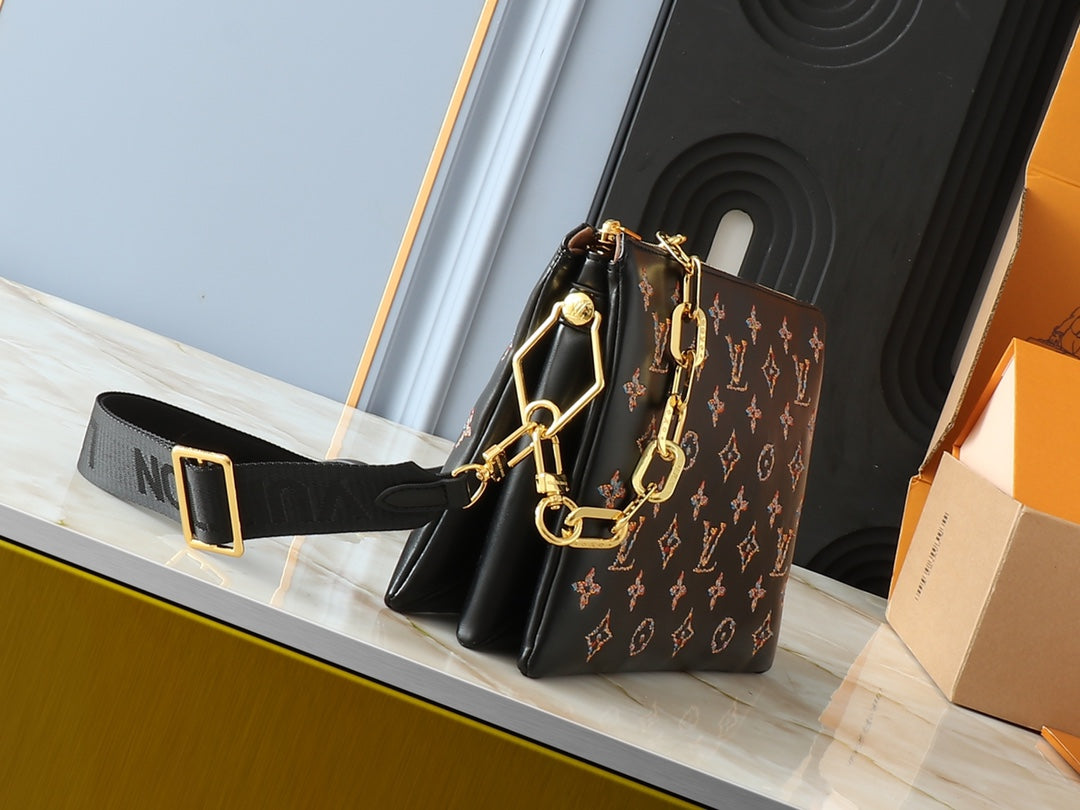 155NE16BDE Stylish leather bag