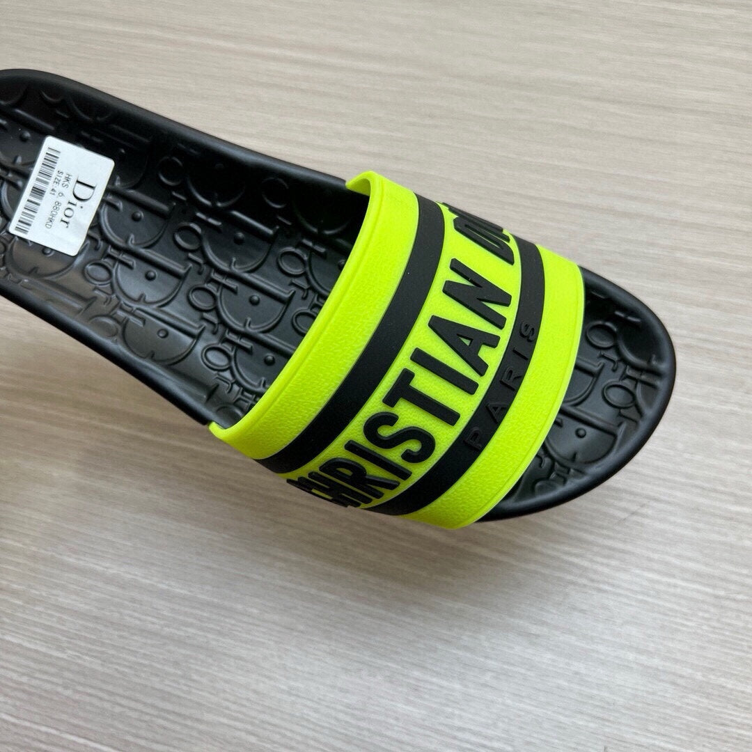 5LD212ZDE Stylish Slippers