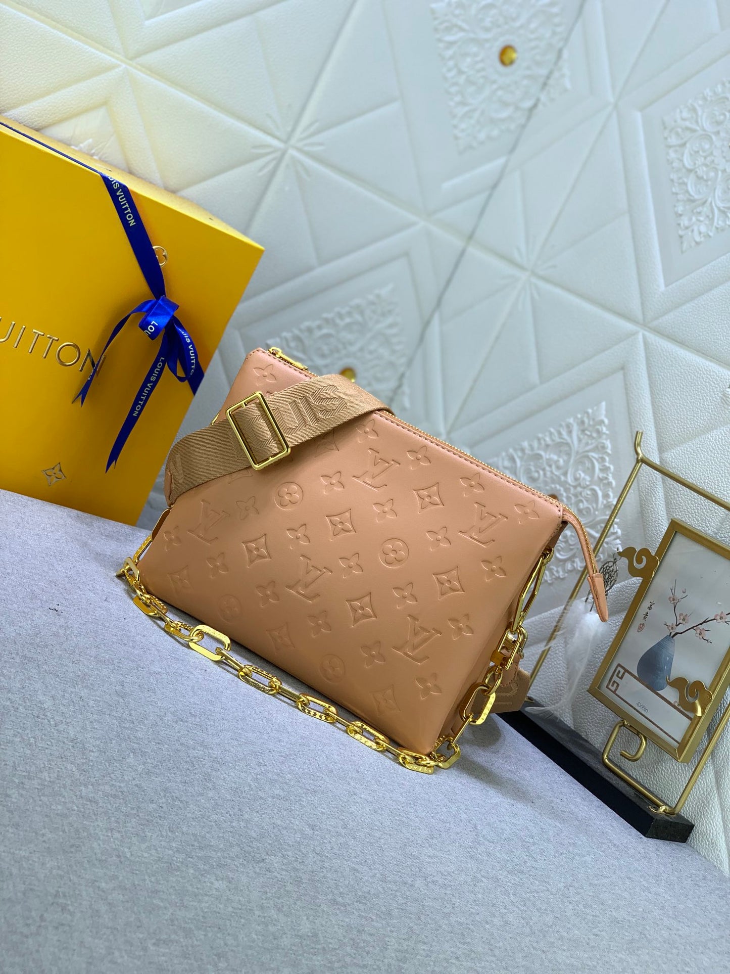 2XE40BDE Stylish leather bag 