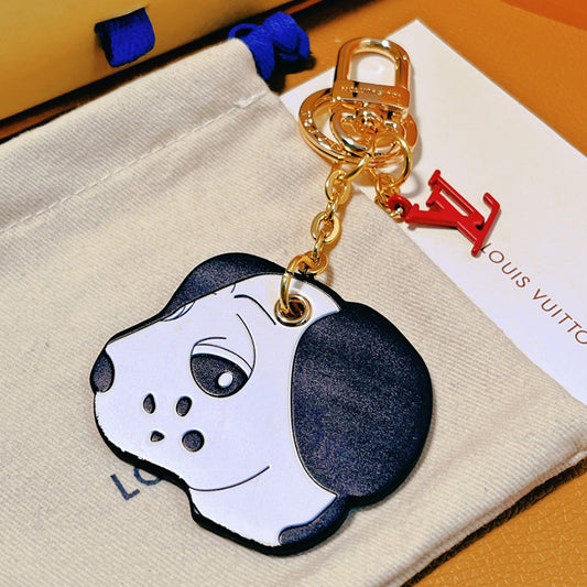 14E40ADE Stylish key closure