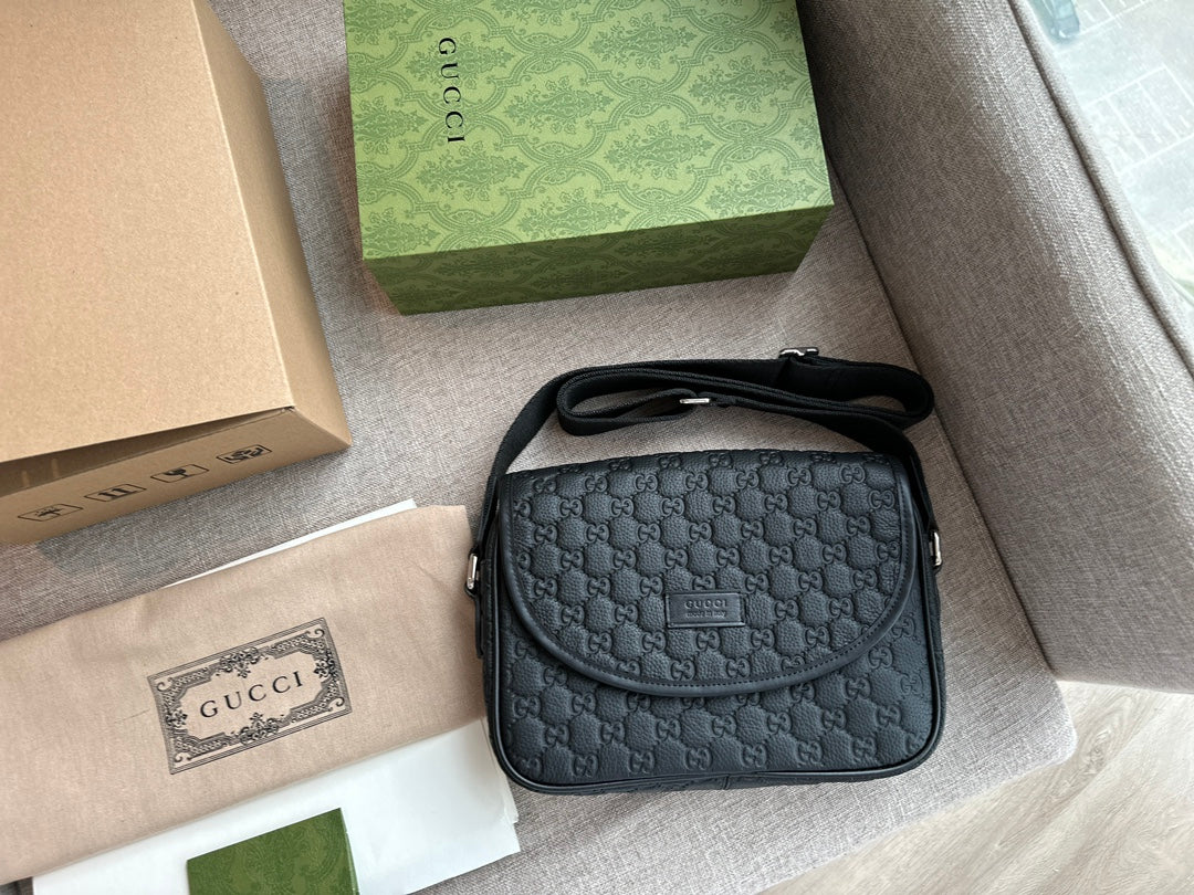 6XB206BDE Stylish leather bag 