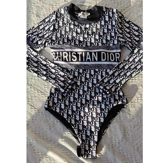 14D97YDE Stylish Long sleeve swimsuit