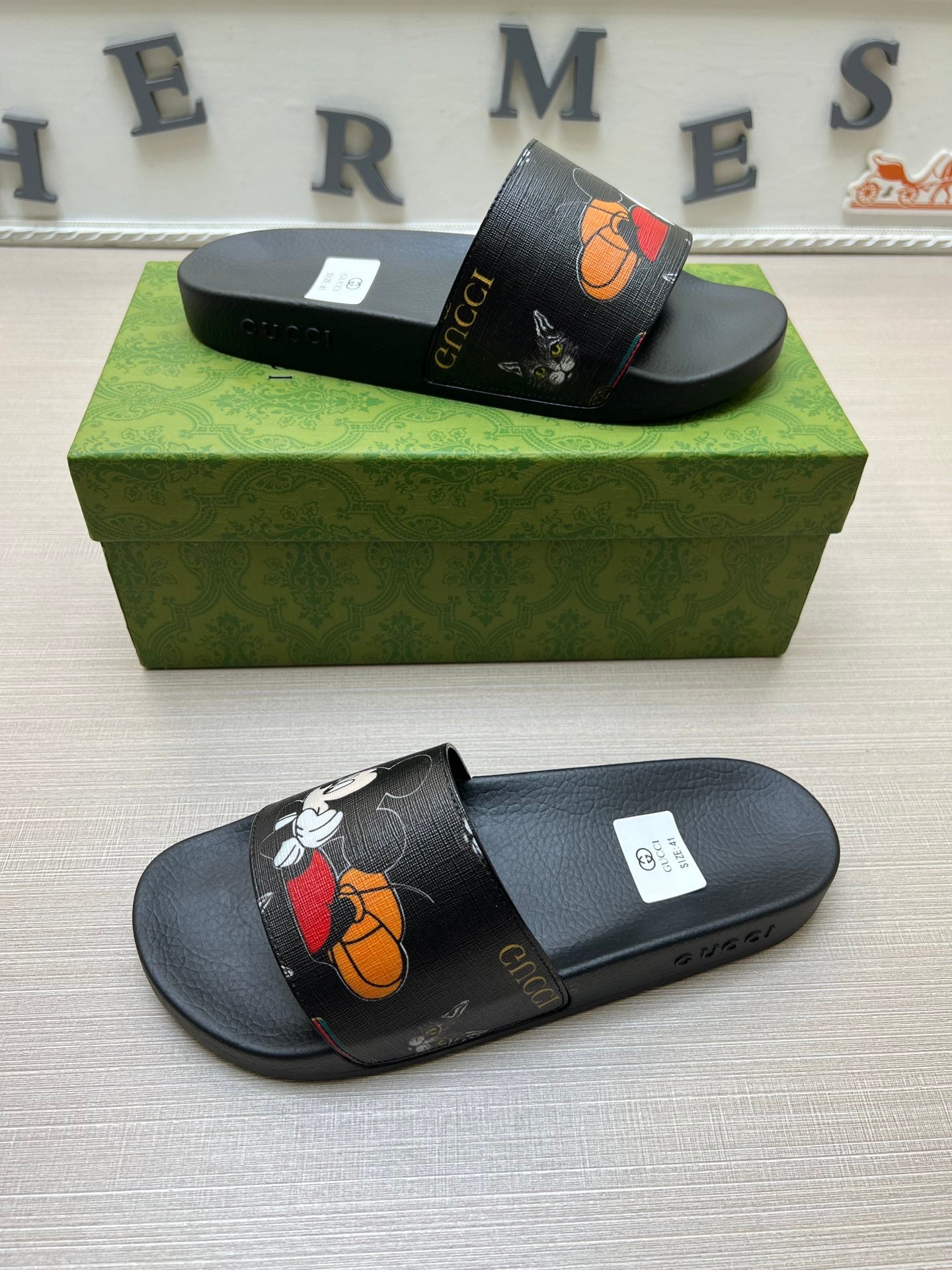 5WB239ZDE Stylish Slippers