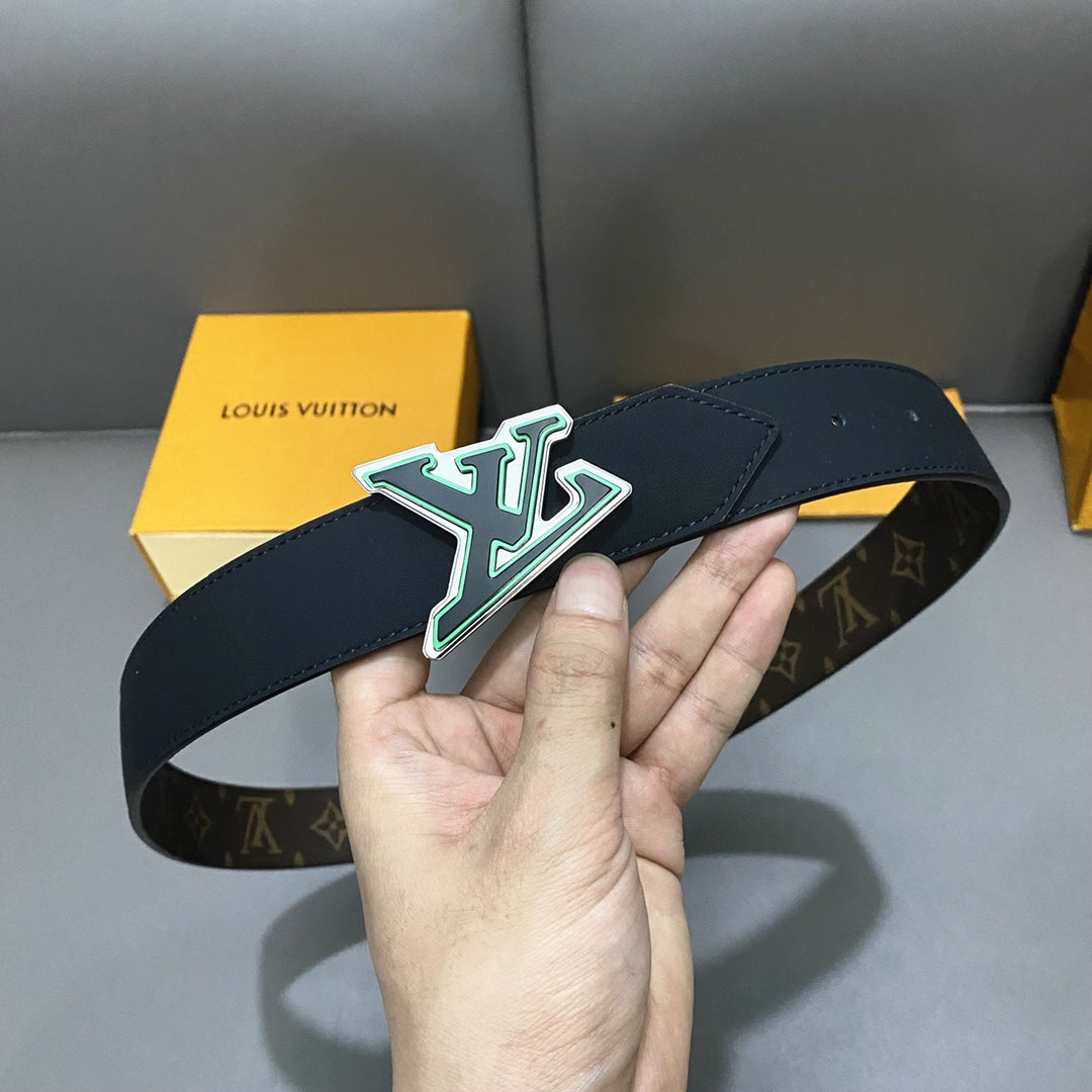 14E130PDE Stylish  High quality belt With full package