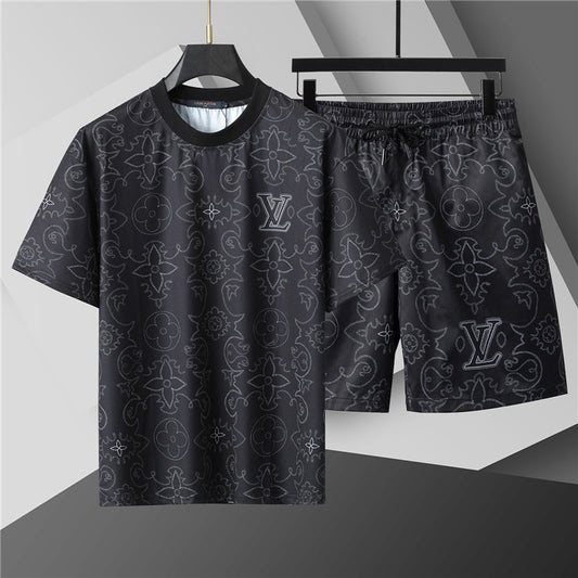 135WE105UDE Stylish shirt and shorts set