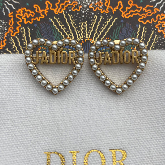3D159EDE Stylish Earrings