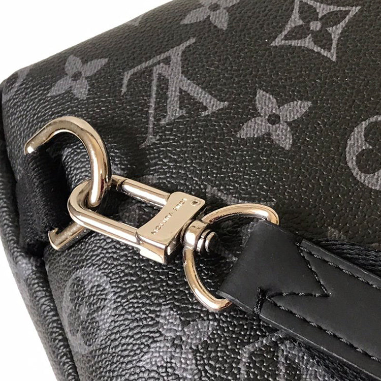 1E18BDE Stylish leather bag 