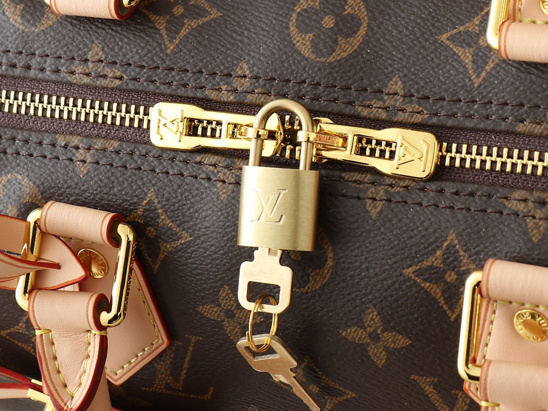 1WE87BDE Stylish leather bag