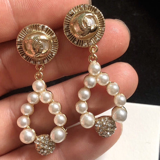 14C79EDE Stylish Earrings