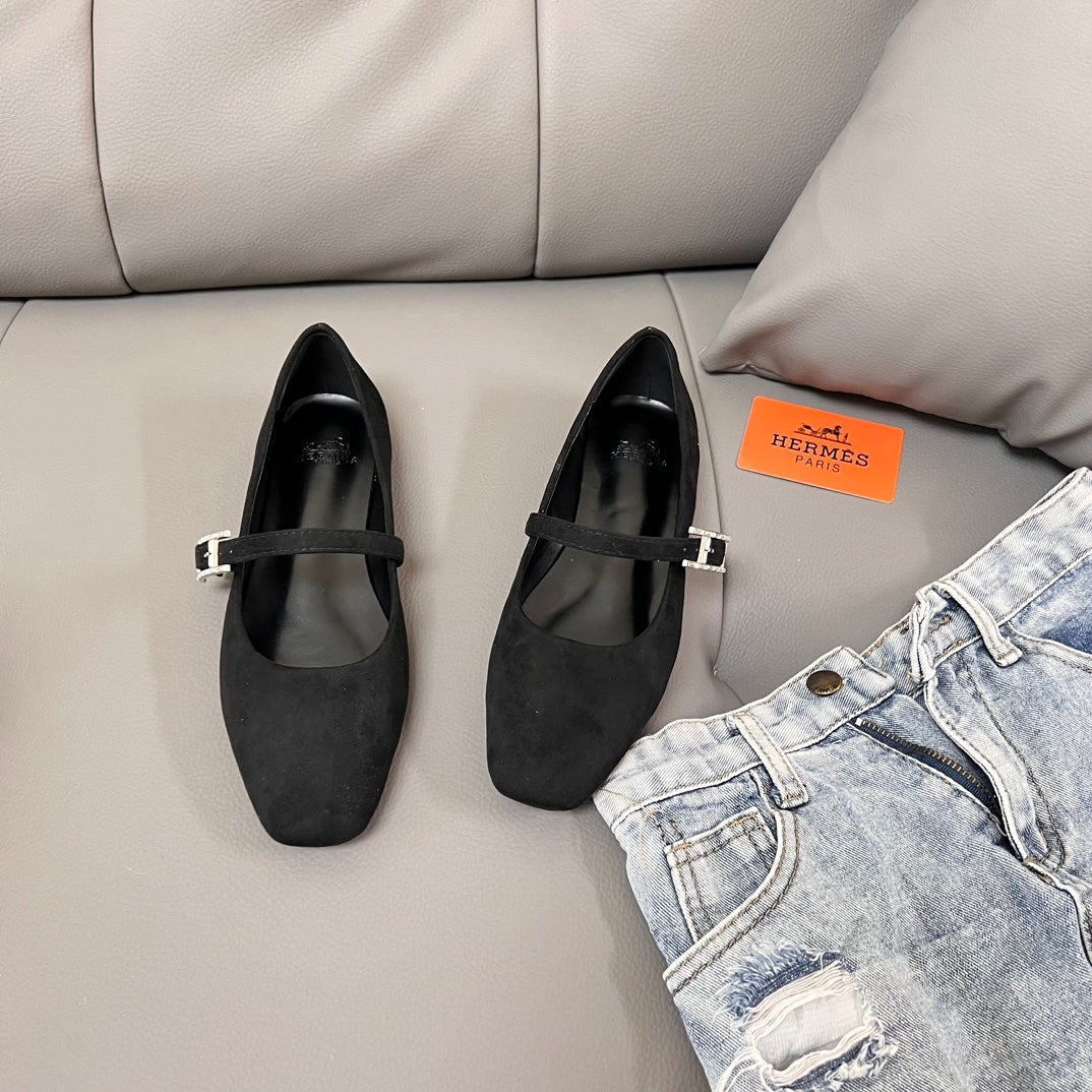 1JE1ZDE Stylish leather  boots