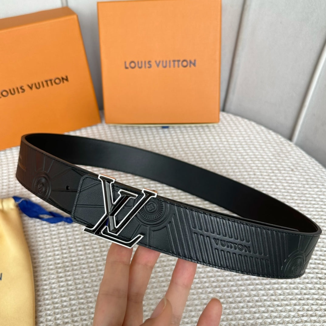 14E54PDE Stylish  High quality belt With full package