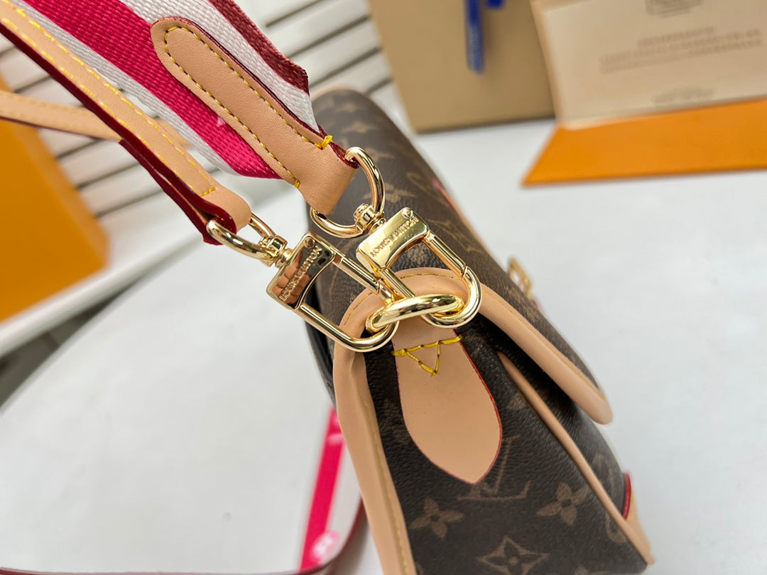 2XE028BDE Stylish leather bag 